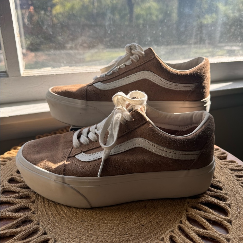 Vans Tan Suede Platform